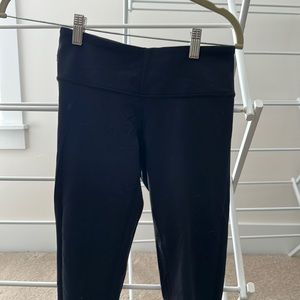 Lululemon Plain Black Legging Size 4